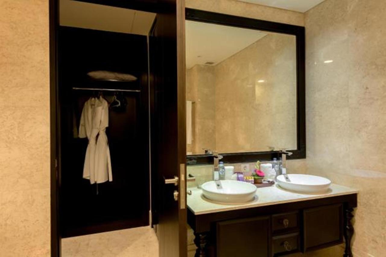 Ayana Residence Luxury Living Jimbaran  Exterior photo